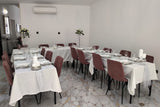 Tables dressées à l'occasion d'une réception au sein des DesLysGourmands Béthune, réception thématisée.